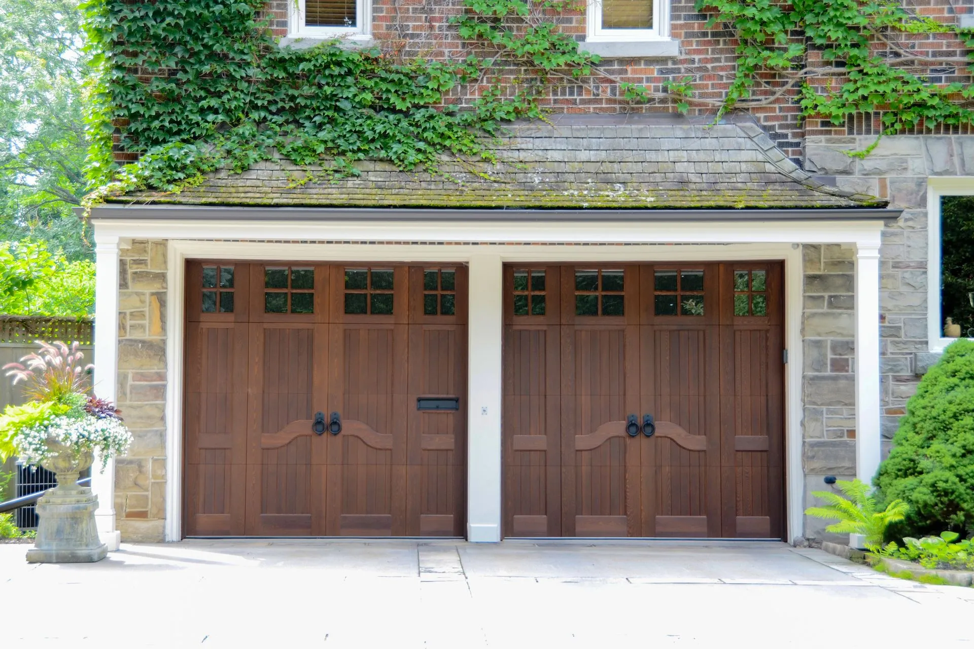 Raynor RockCreeke wood-look garage door in special walnut finish